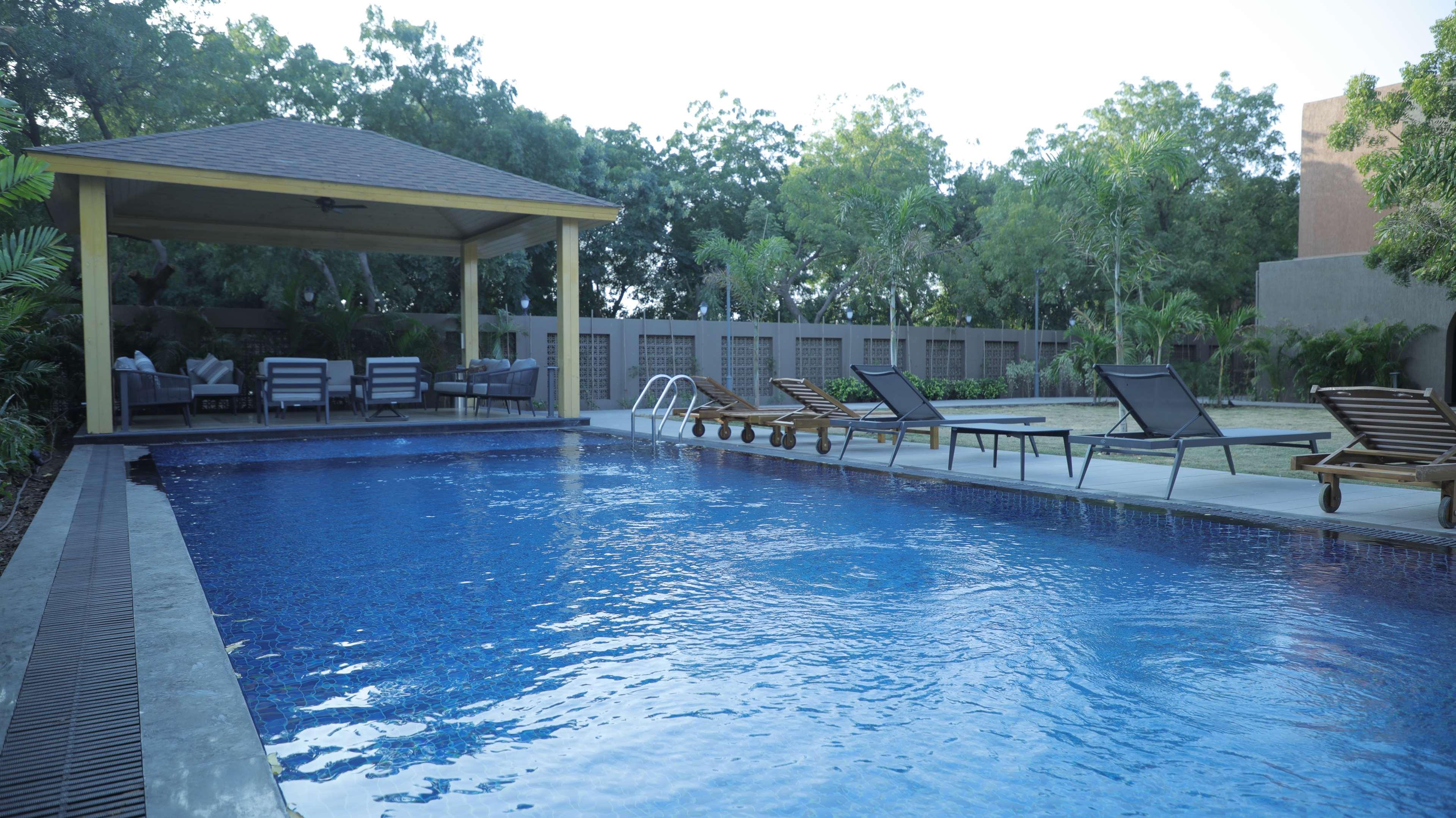 Radisson Resort & Spa Kandla Gāndhīdhām Extérieur photo