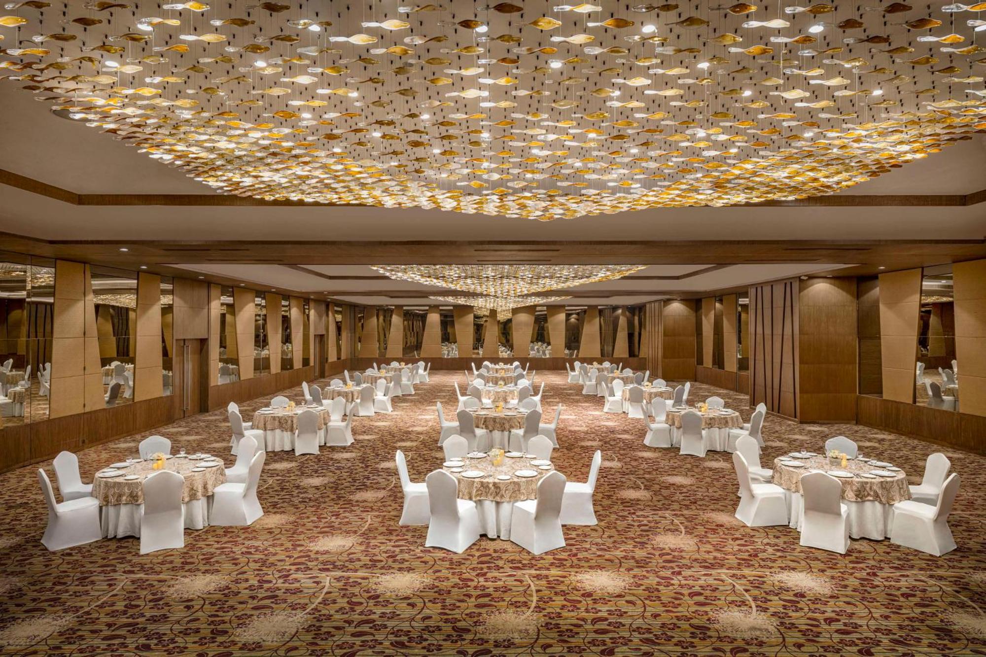 Radisson Resort & Spa Kandla Gāndhīdhām Extérieur photo