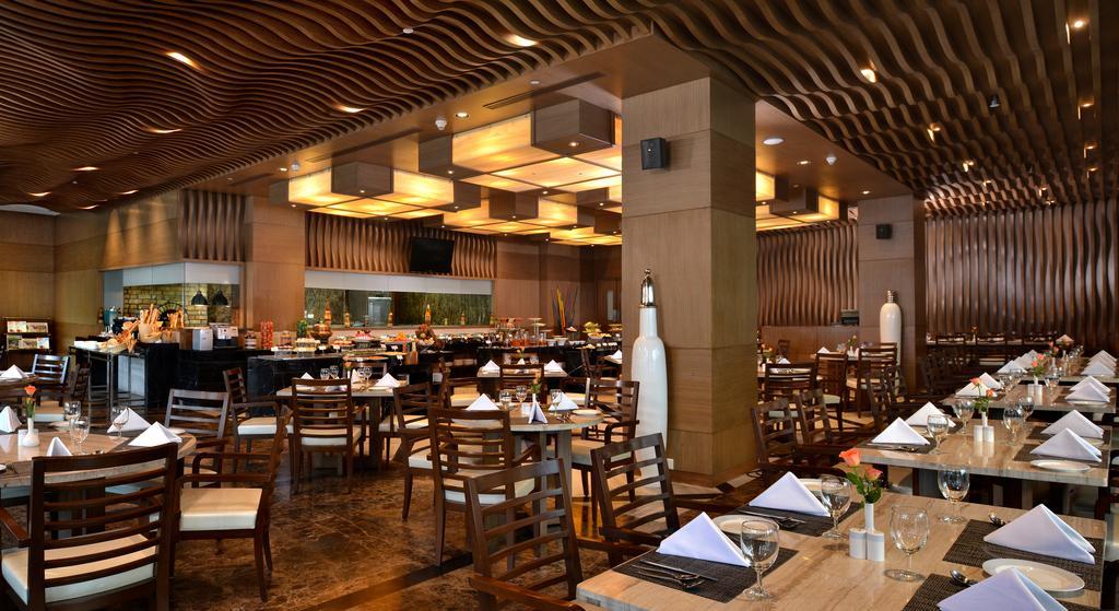 Radisson Resort & Spa Kandla Gāndhīdhām Extérieur photo